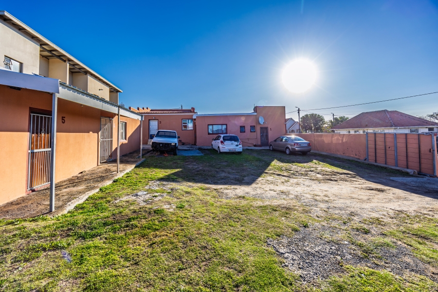 Commercial Property for Sale in Greenfields Eastern Cape